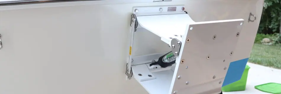 Porta Bracket on an Atlas Boatworks 23F bay boat