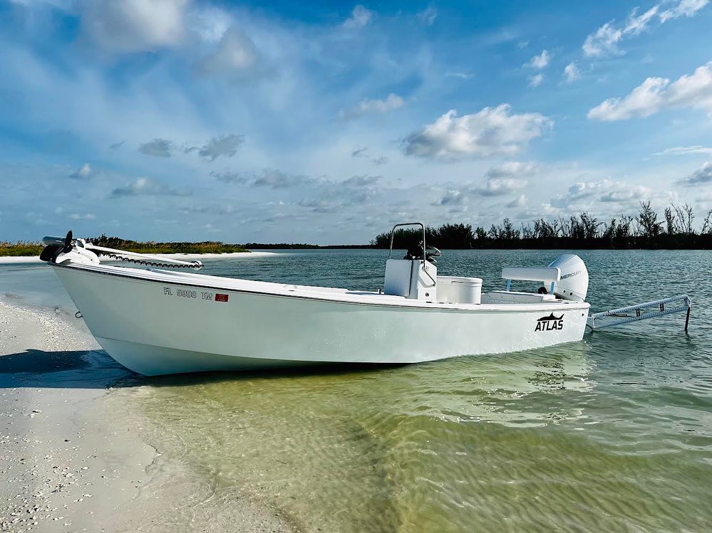 Atlas Boatworks 23F Bay boat in Ice Blue